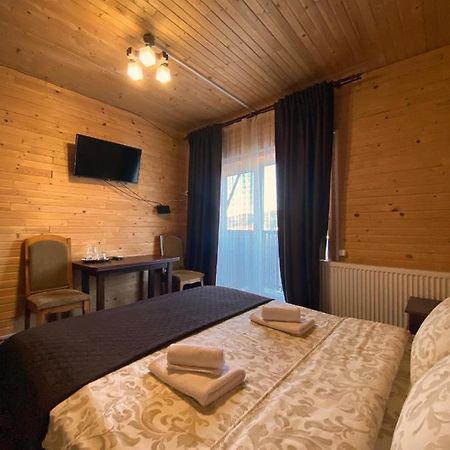 Forrest Hotel Bukovel Exterior photo